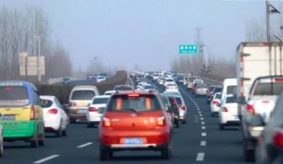 四月新規(guī)全面解讀 工資、辦證、繳稅與小型客車租賃服務迎來重要變化